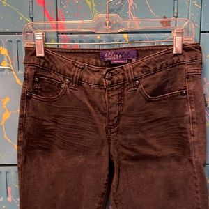 Miley Cyrus.  Junior Size 9. W5-11